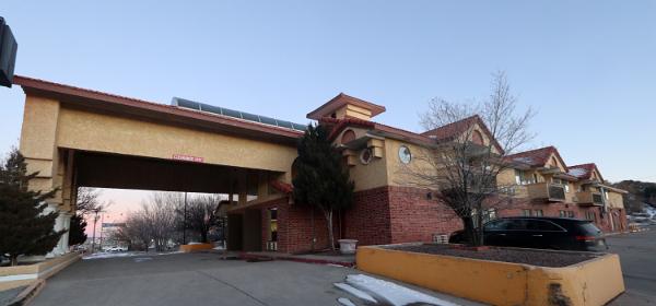 Days Inn & Suites Red Rock-Gallup