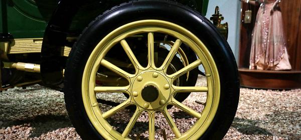 1904 Knox Tudor Touring