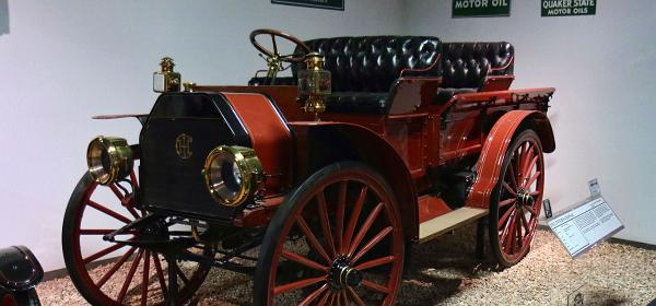 1912 International M-W Panel Express