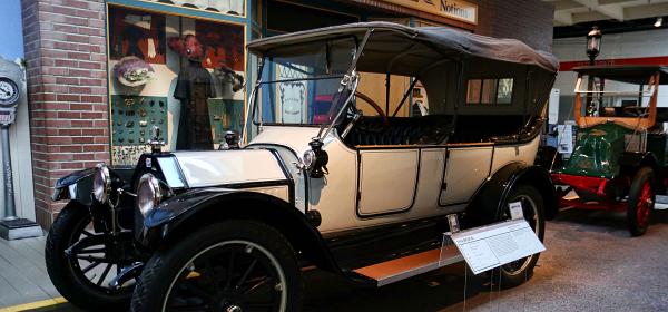 1914 Buick Touring