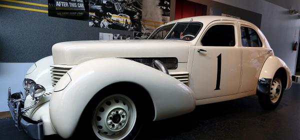 1937 Cord 812 Supercharged