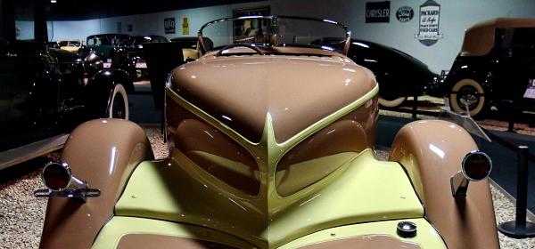 1933 Auburn 12-16A