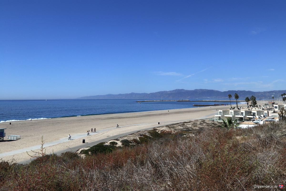 Dockweiler Beach State Park