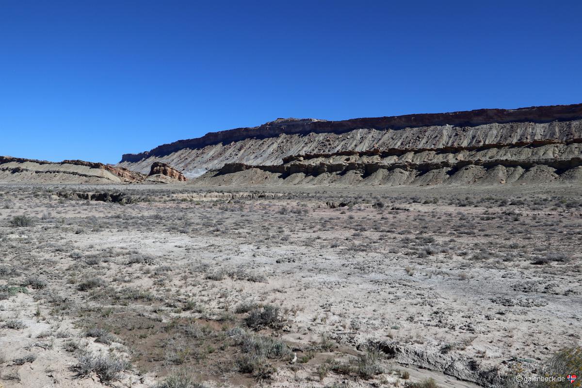 Notom Road Scenic Backway, Burr Trail