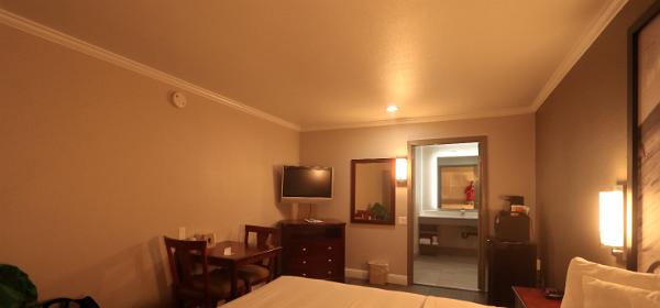 Super 8 Santa Cruz