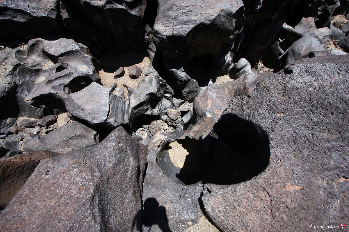 Fossil Falls Scenic Area