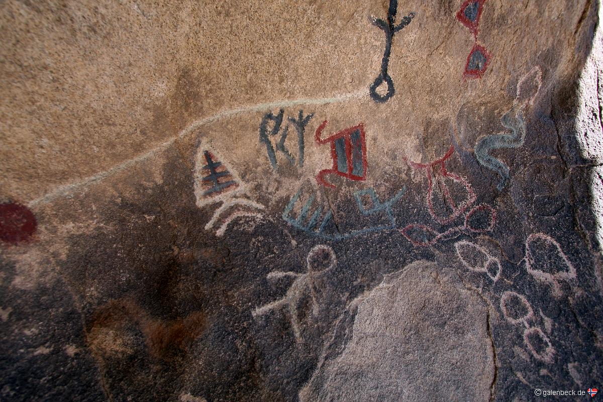 Petroglyph Arch