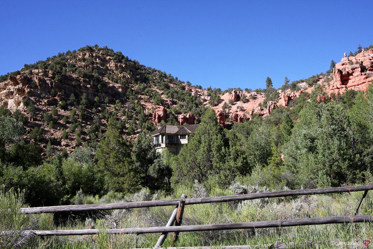 2nd Left Hand Canyon