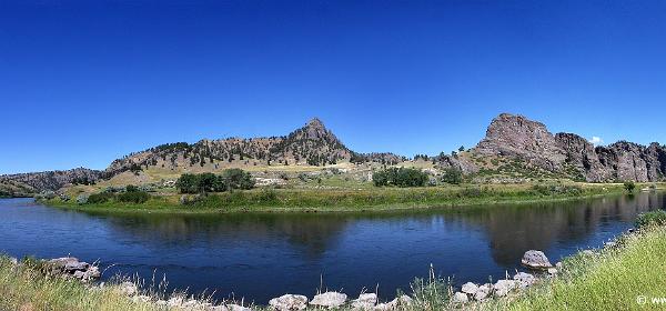 03 Missouri River Recration Road