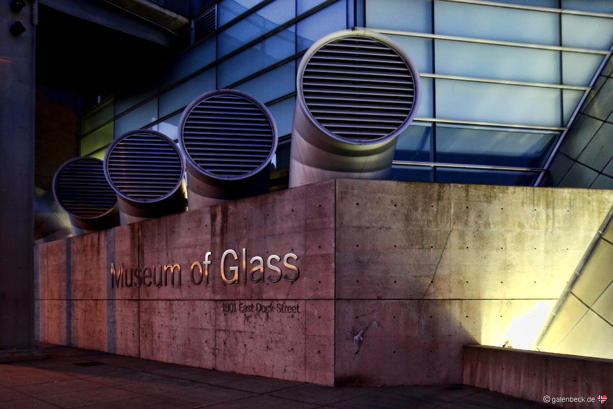 Museum of Glass am Abend