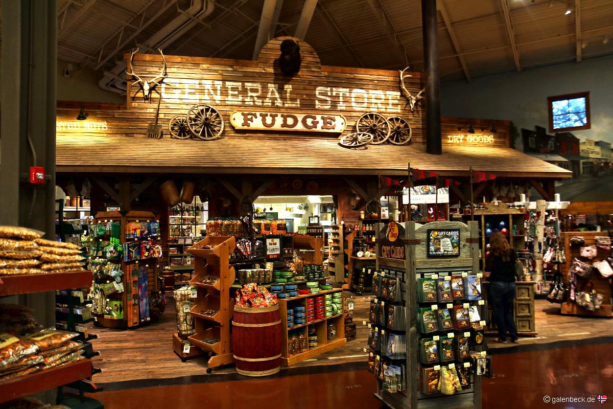 Bass Pro Shops Manteca