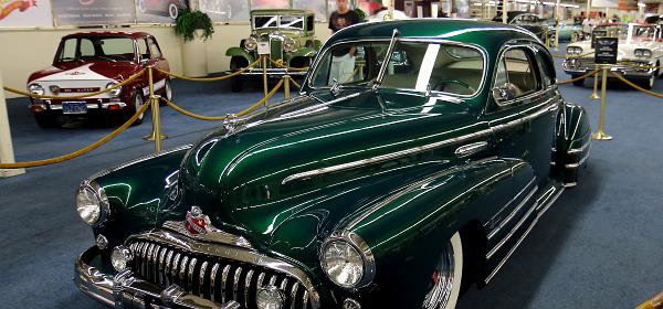 1949 Buick Custom Sedanette