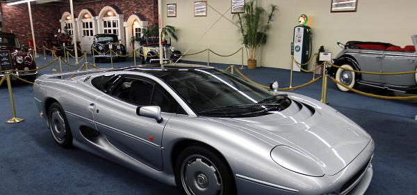 1994 Jaguar XJ220