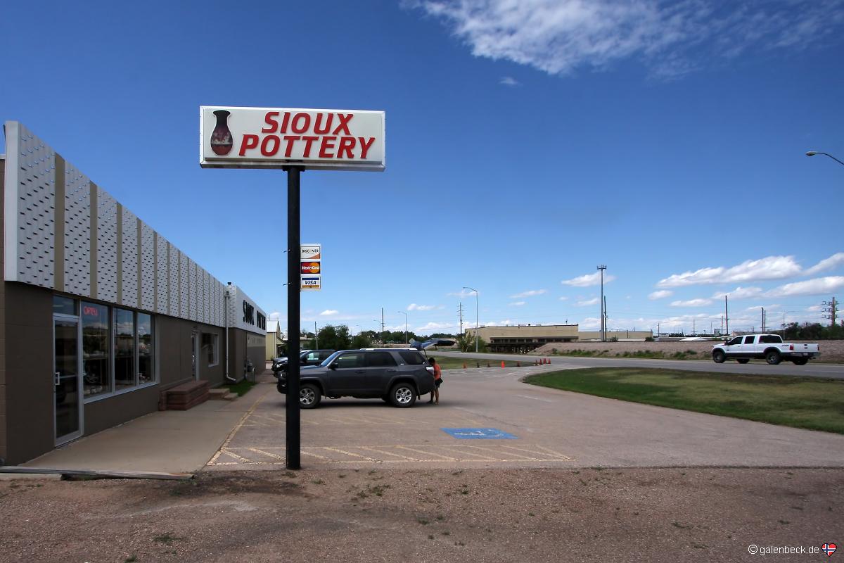 Sioux Pottery