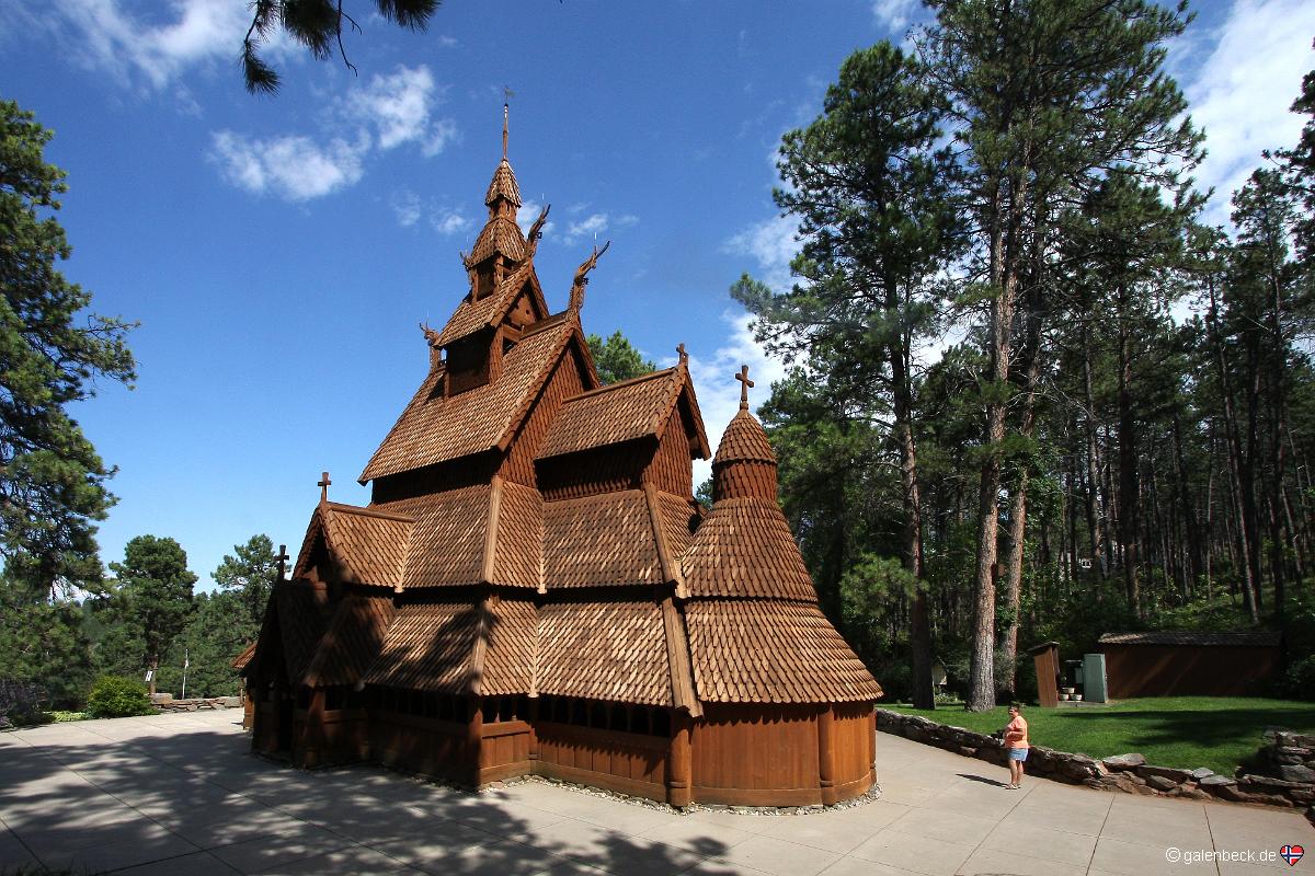 Chapel in the Hills